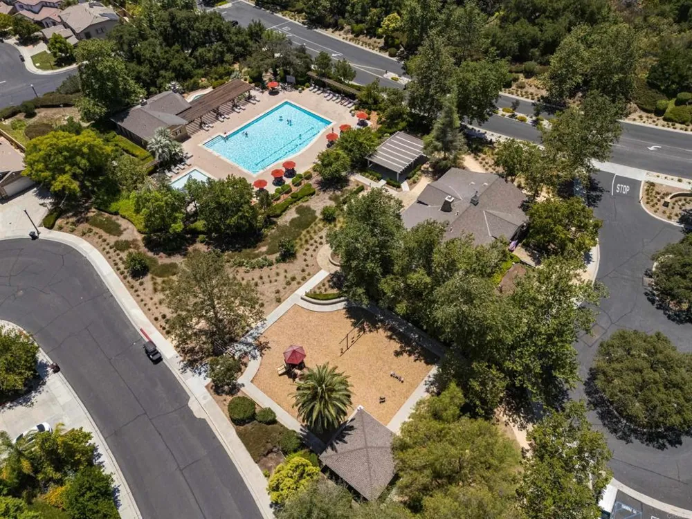 27002 Red Maple Murrieta, CA 92562