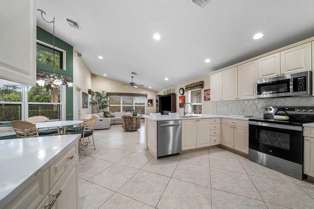 7078 Francisco Bend Drive Delray Beach, FL 33446