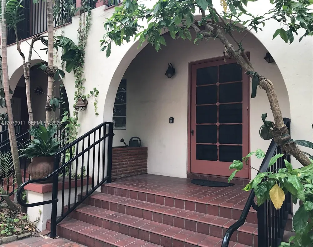 1550 Jefferson Ave #2 Miami Beach, FL 33139