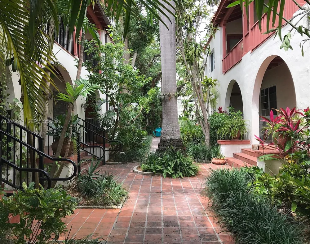 1550 Jefferson Ave #2 Miami Beach, FL 33139