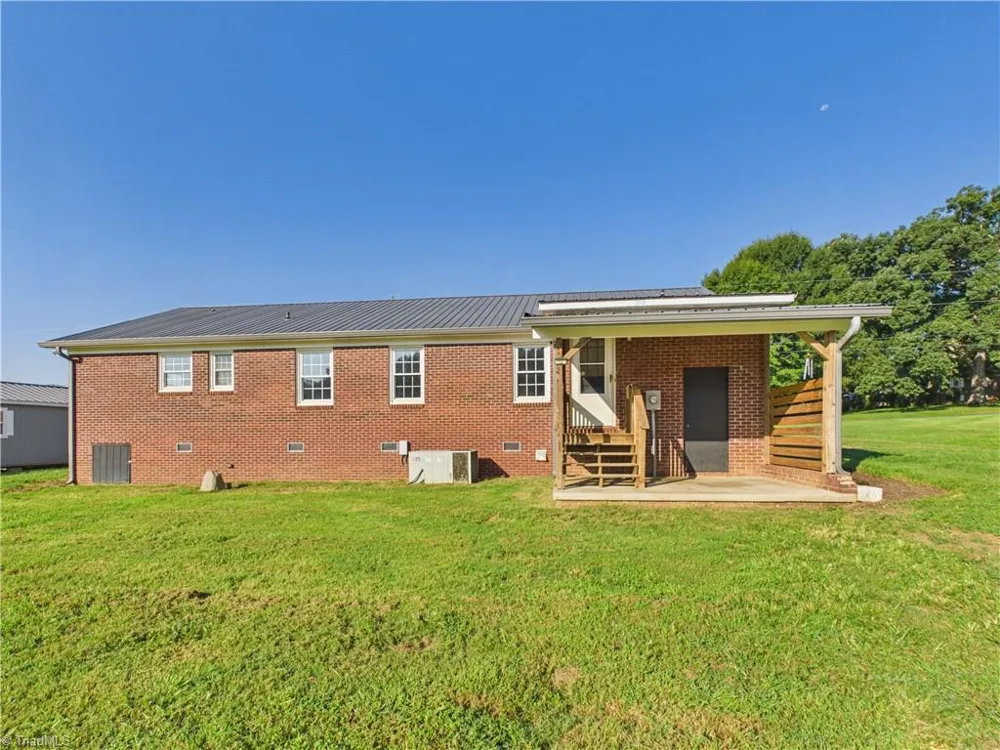 5476 Jesse Small Road Randleman, NC 27317