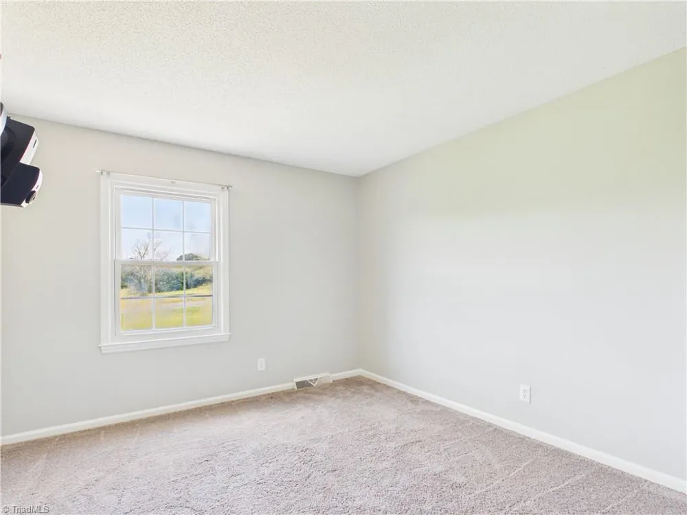 5476 Jesse Small Road Randleman, NC 27317