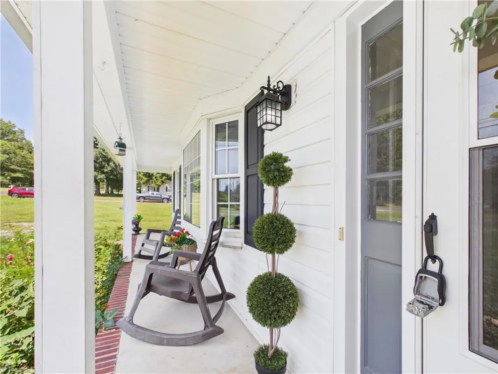 5476 Jesse Small Road Randleman, NC 27317