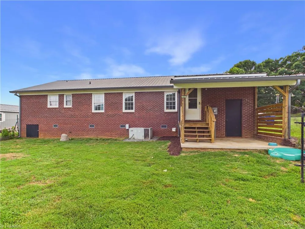5476 Jesse Small Road Randleman, NC 27317