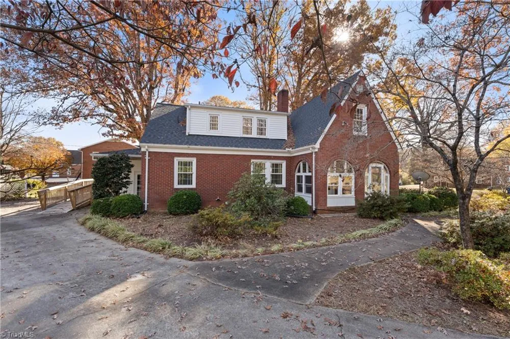7945 Broad Street Rural Hall, NC 27045