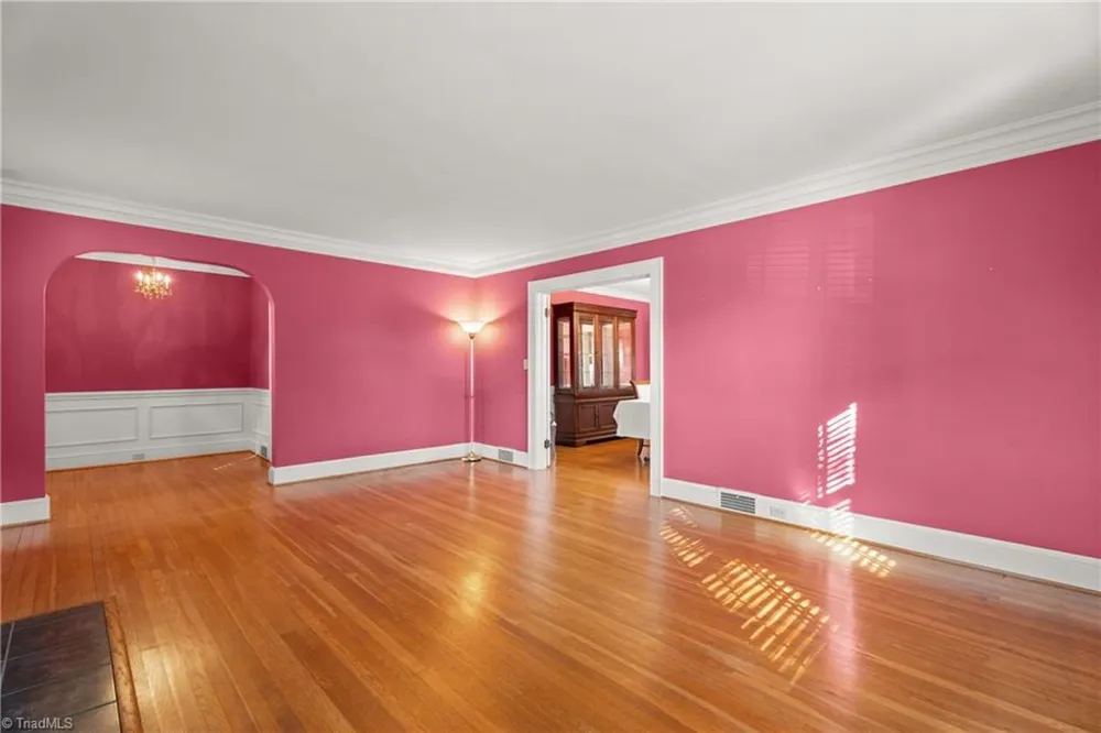 7945 Broad Street Rural Hall, NC 27045