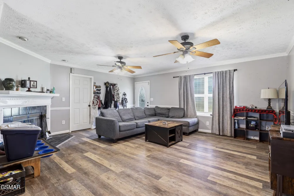 1406 Serene View Drive Sevierville, TN 37876