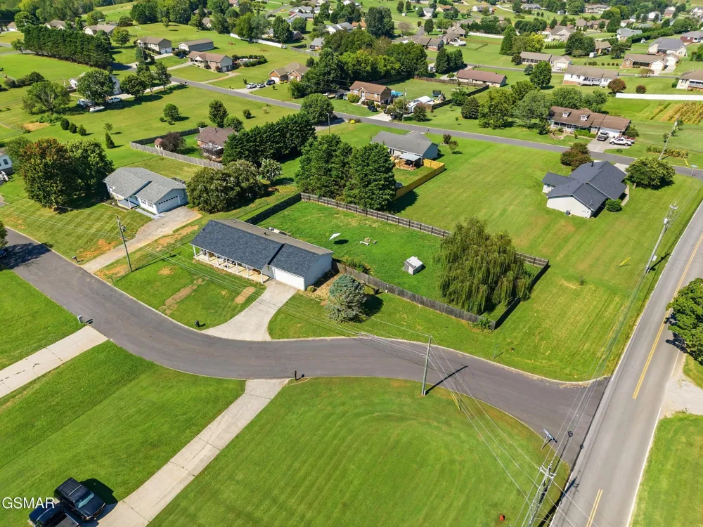 1406 Serene View Drive Sevierville, TN 37876