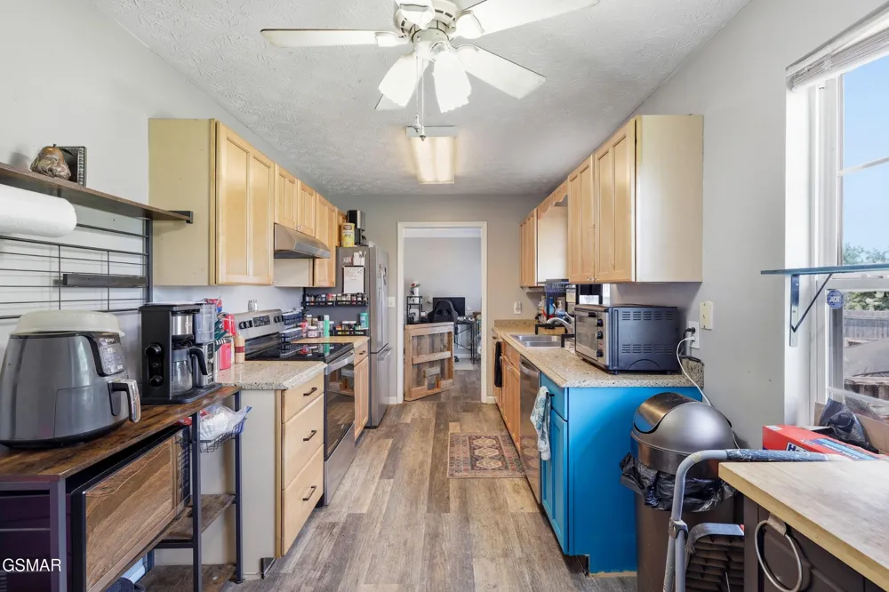 1406 Serene View Drive Sevierville, TN 37876