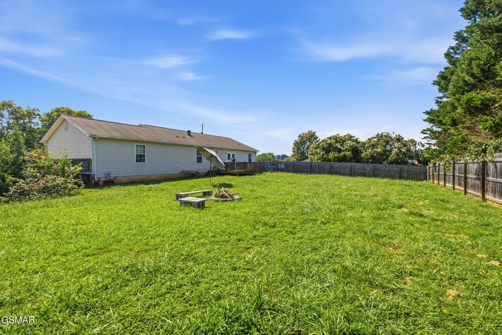 1406 Serene View Drive Sevierville, TN 37876