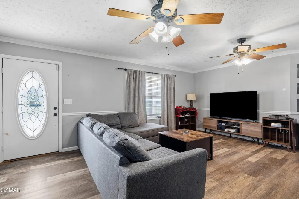 1406 Serene View Drive Sevierville, TN 37876