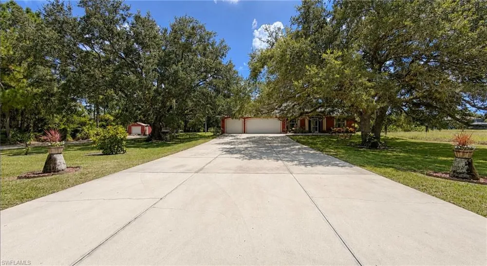 2004 Abbott Avenue Alva, FL 33920