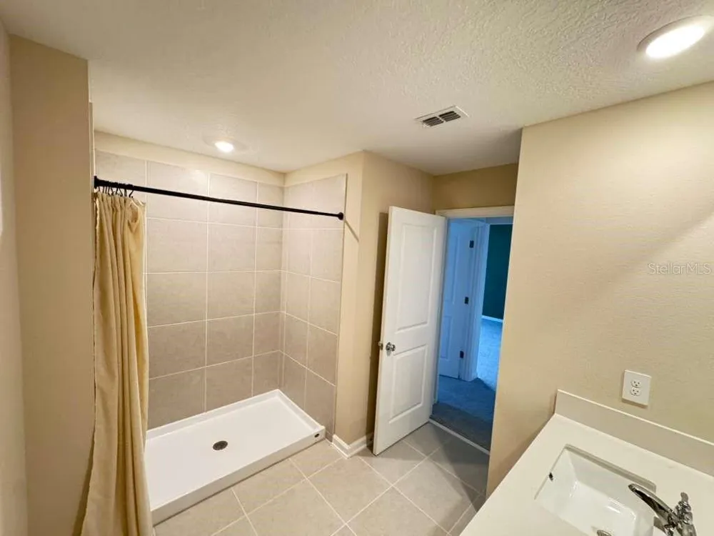 5031 OAKS RIVER STREET Davenport, FL 33837
