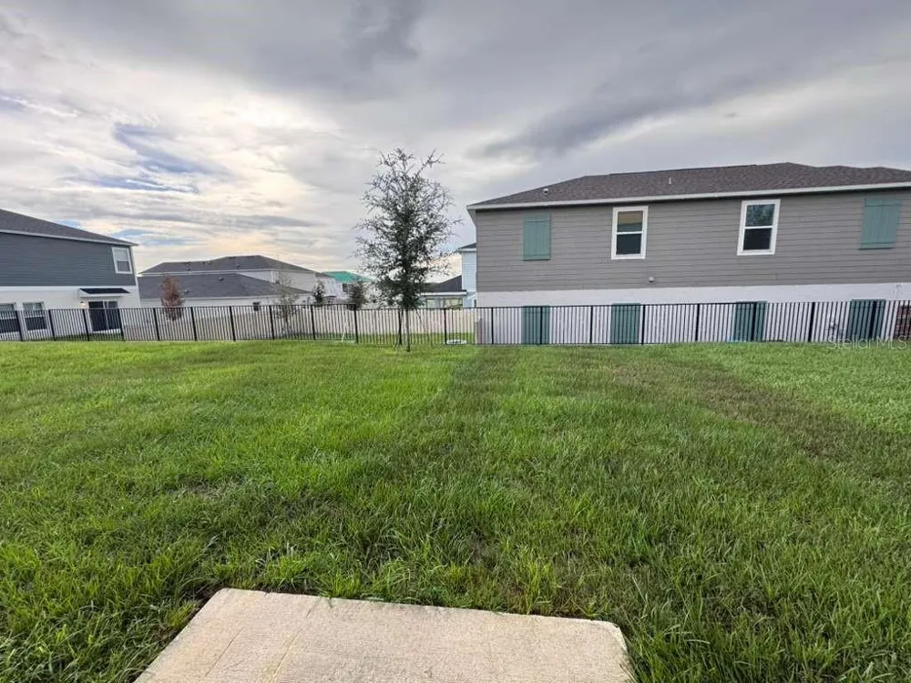 5031 OAKS RIVER STREET Davenport, FL 33837