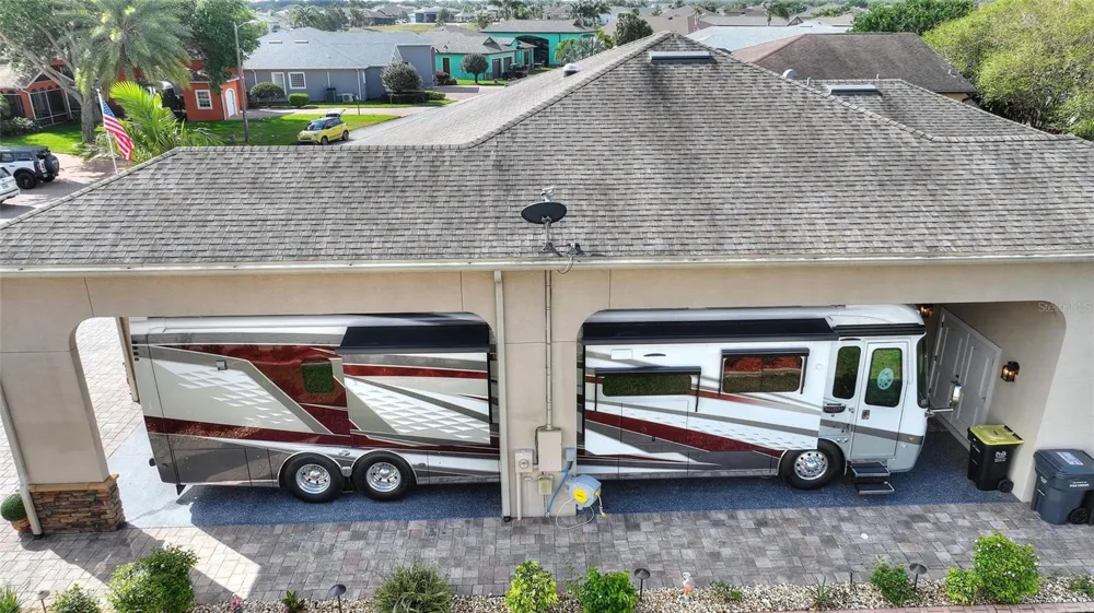 416 MOTORCOACH DRIVE S Polk City, FL 33868