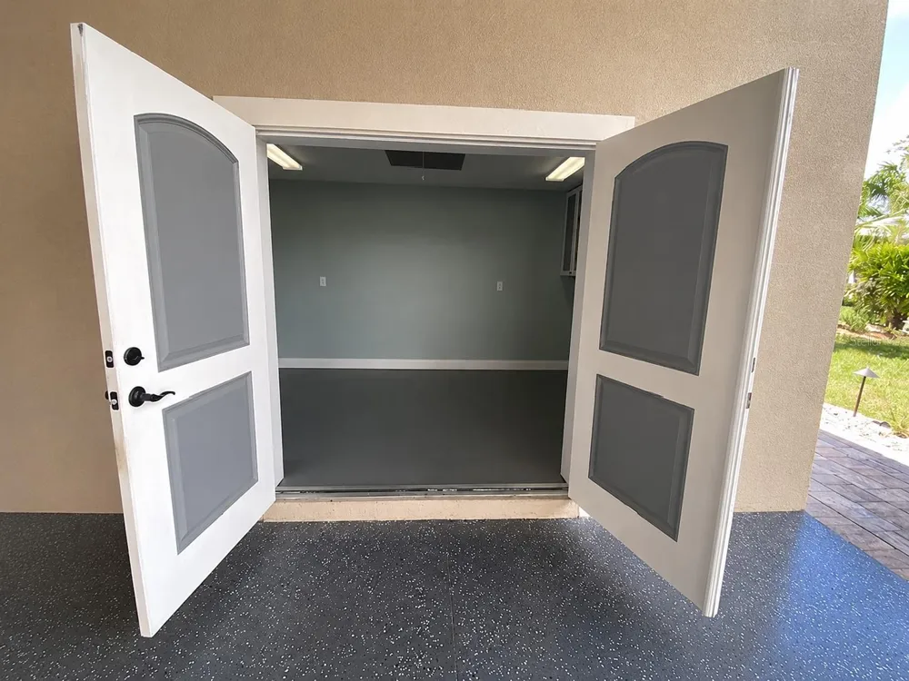 416 MOTORCOACH DRIVE S Polk City, FL 33868