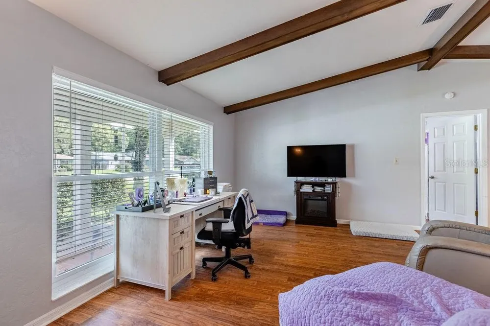4268 LAKE ELEANOR DRIVE Mount Dora, FL 32757