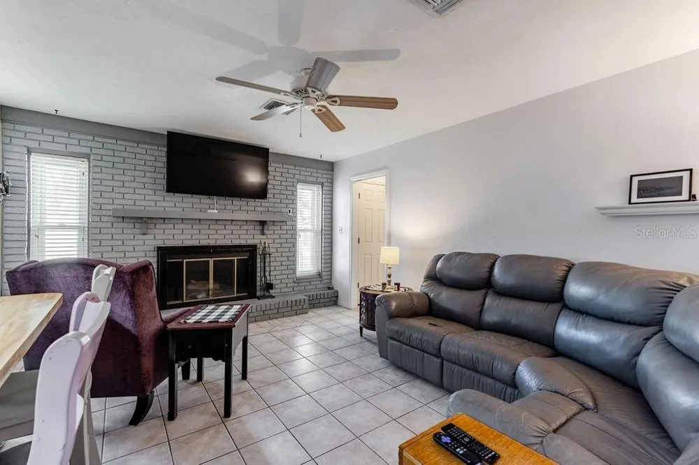4268 LAKE ELEANOR DRIVE Mount Dora, FL 32757