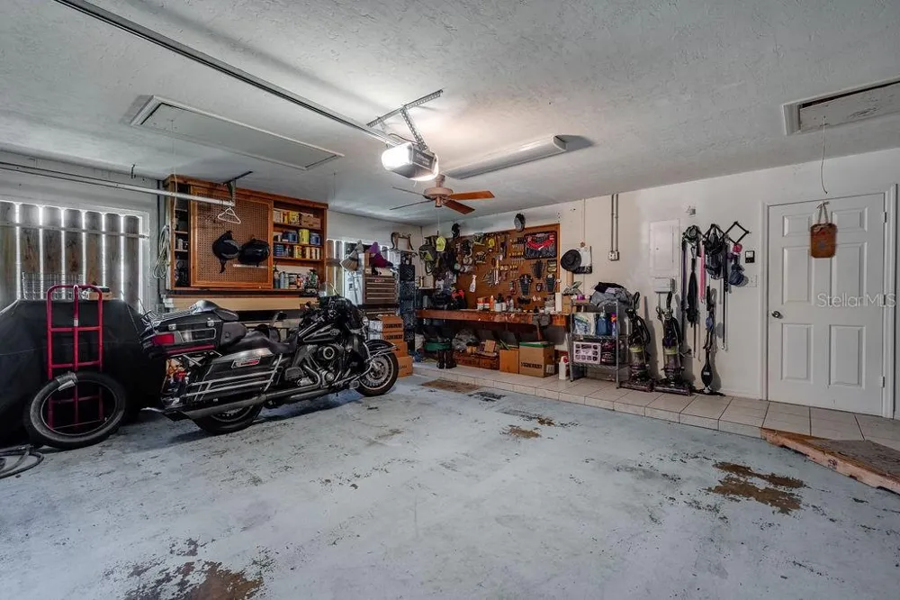 4268 LAKE ELEANOR DRIVE Mount Dora, FL 32757