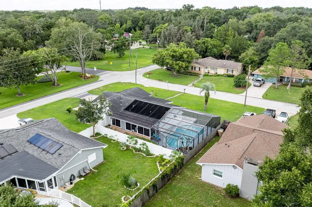 4268 LAKE ELEANOR DRIVE Mount Dora, FL 32757