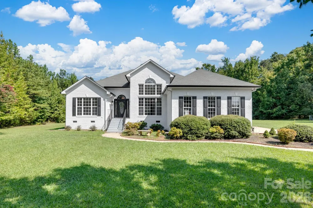 8025 Silver Maple Lane Mint Hill, NC 28227