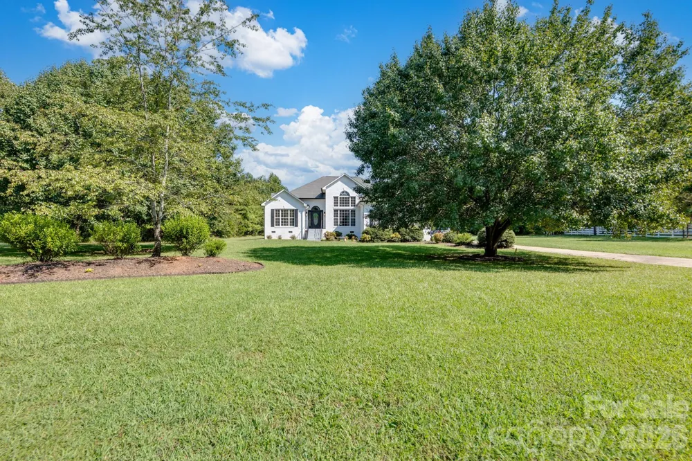 8025 Silver Maple Lane Mint Hill, NC 28227