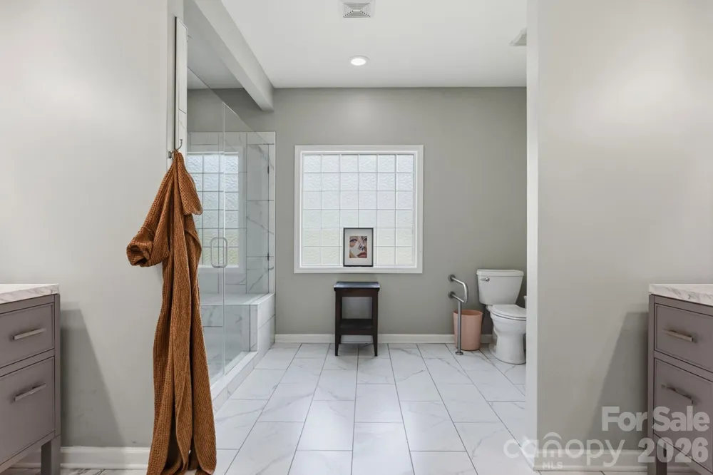 8025 Silver Maple Lane Mint Hill, NC 28227