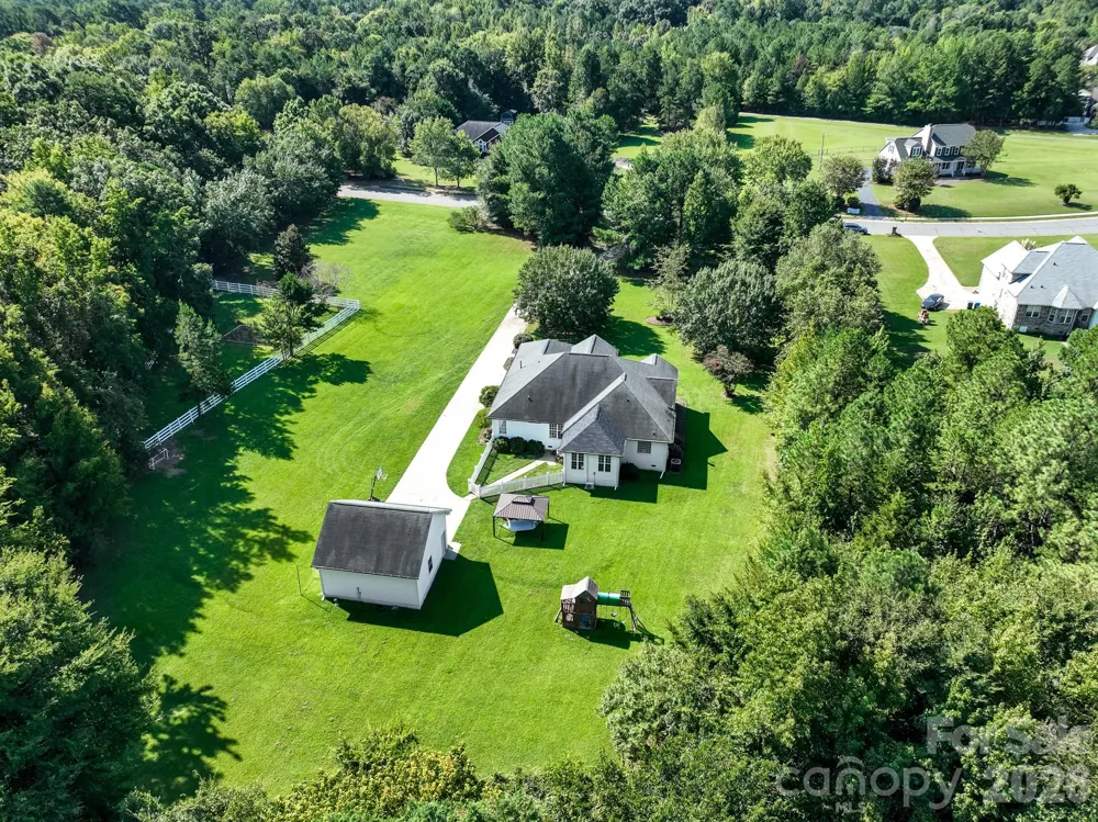 8025 Silver Maple Lane Mint Hill, NC 28227