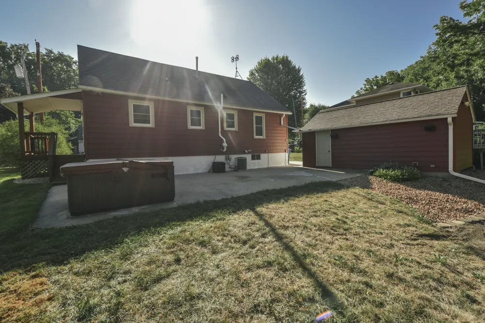 1616 Greenwood Street Red Wing, MN 55066