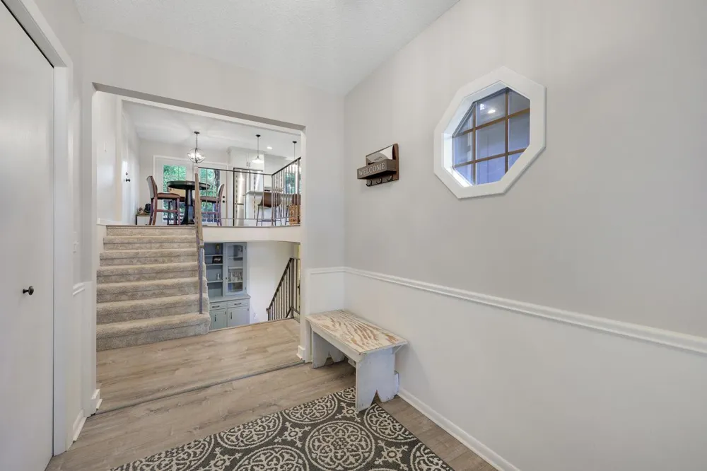 1701 W River Street Monticello, MN 55362