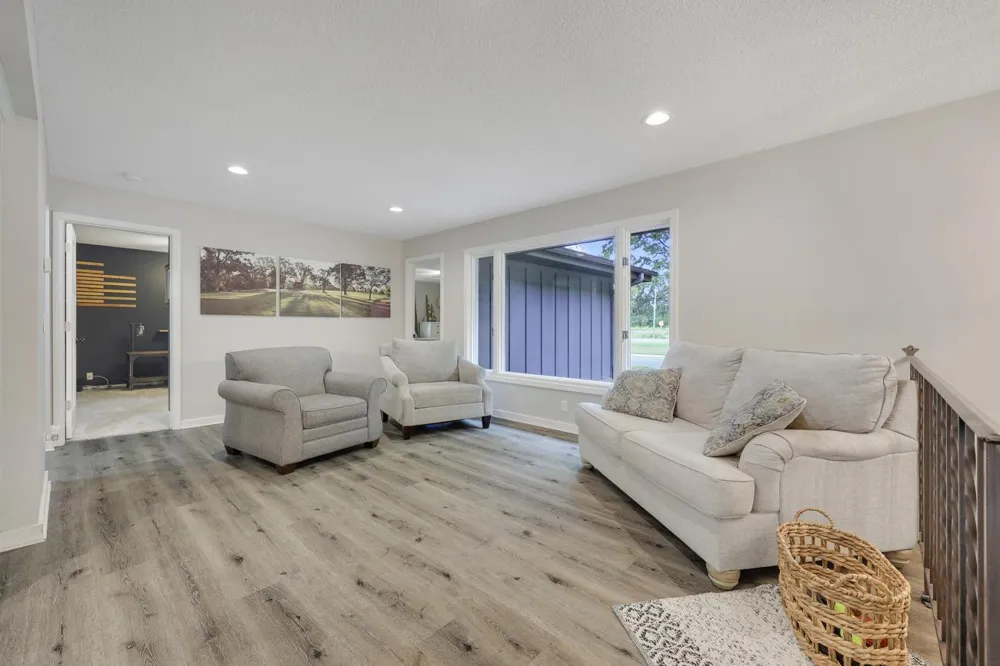 1701 W River Street Monticello, MN 55362