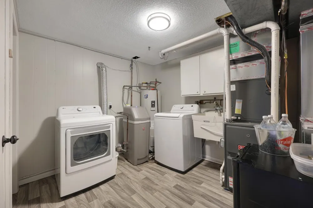 1701 W River Street Monticello, MN 55362