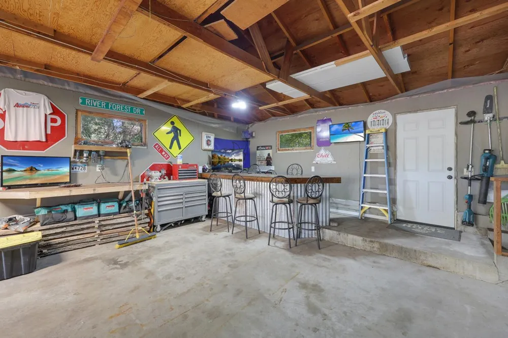 1701 W River Street Monticello, MN 55362