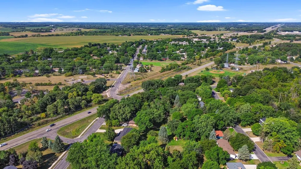 1701 W River Street Monticello, MN 55362