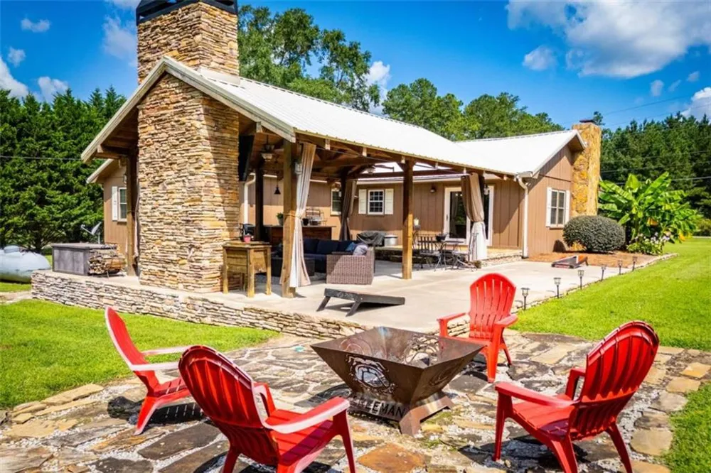 401 W Jonesville Road W Bowdon, GA 30108