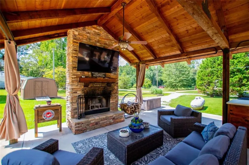401 W Jonesville Road W Bowdon, GA 30108