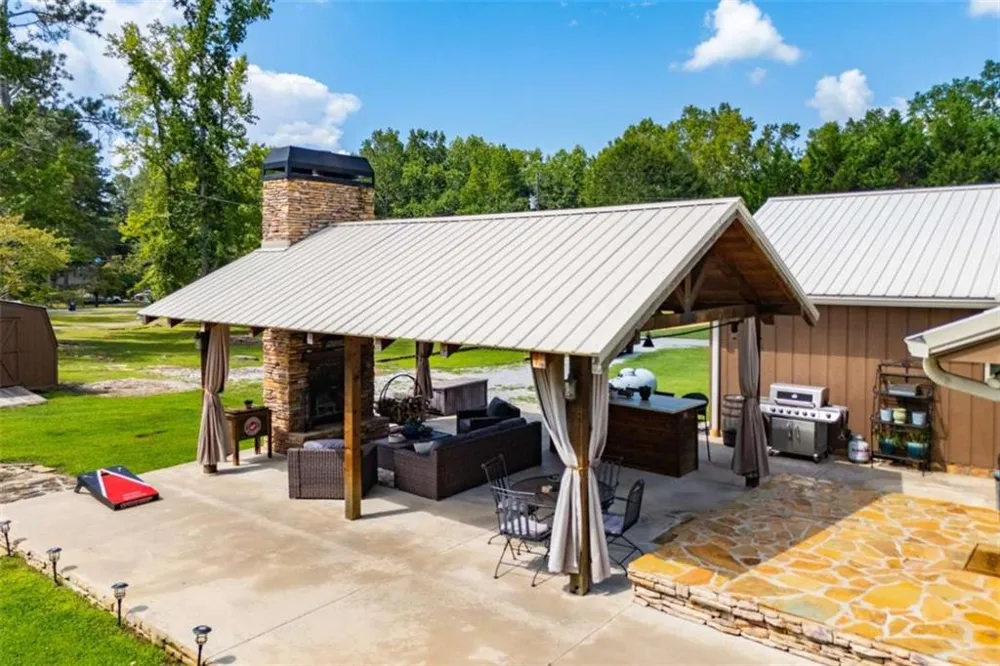 401 W Jonesville Road W Bowdon, GA 30108