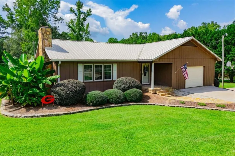 401 W Jonesville Road W Bowdon, GA 30108