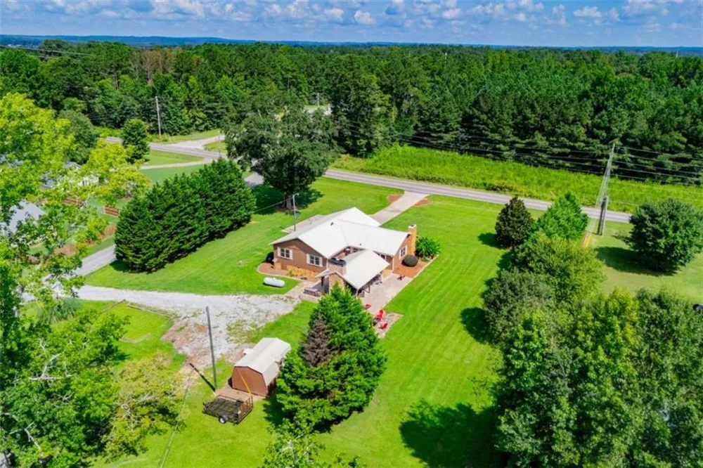401 W Jonesville Road W Bowdon, GA 30108