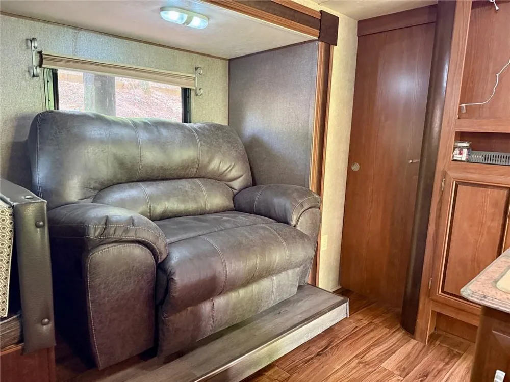 142 33rd Street Ellijay, GA 30540