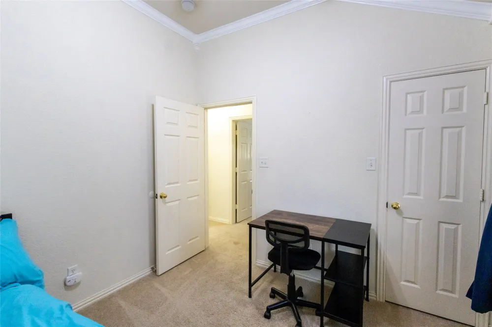 557 Willowview Drive Saginaw, TX 76179