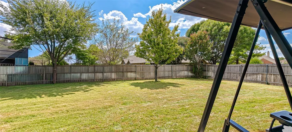 557 Willowview Drive Saginaw, TX 76179