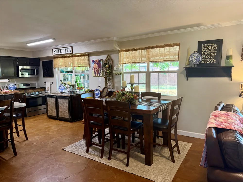 100 Nell Lane Yantis, TX 75497