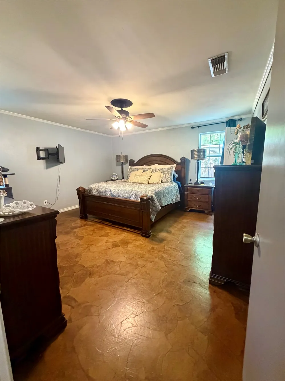 100 Nell Lane Yantis, TX 75497