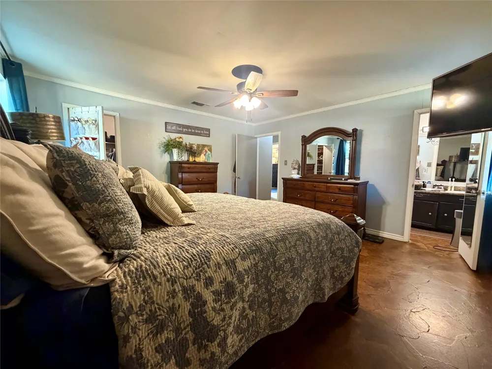 100 Nell Lane Yantis, TX 75497