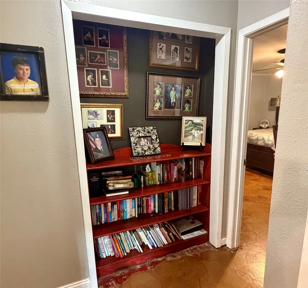 100 Nell Lane Yantis, TX 75497