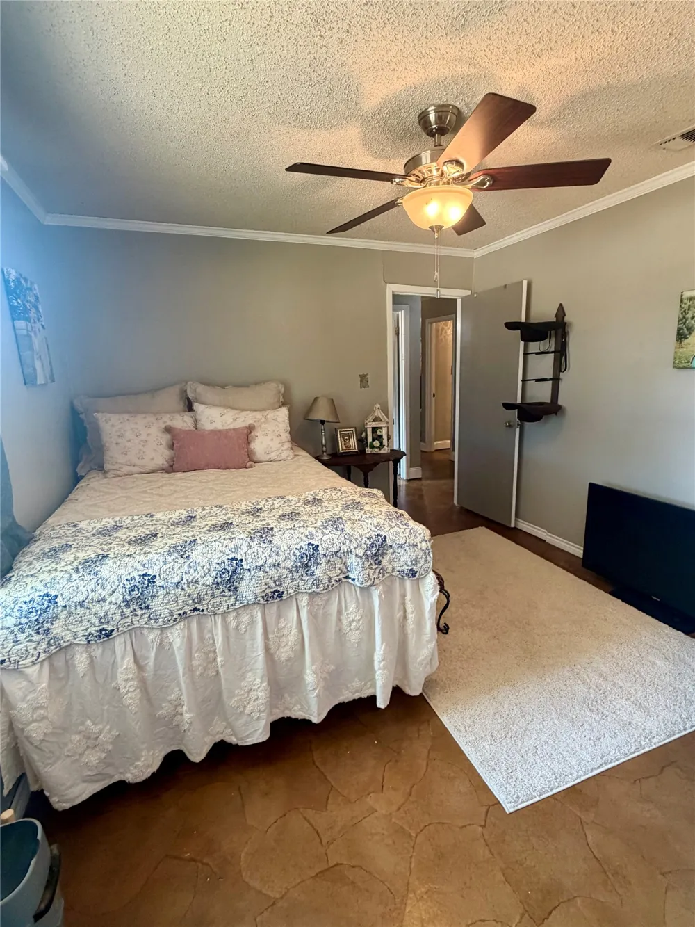 100 Nell Lane Yantis, TX 75497