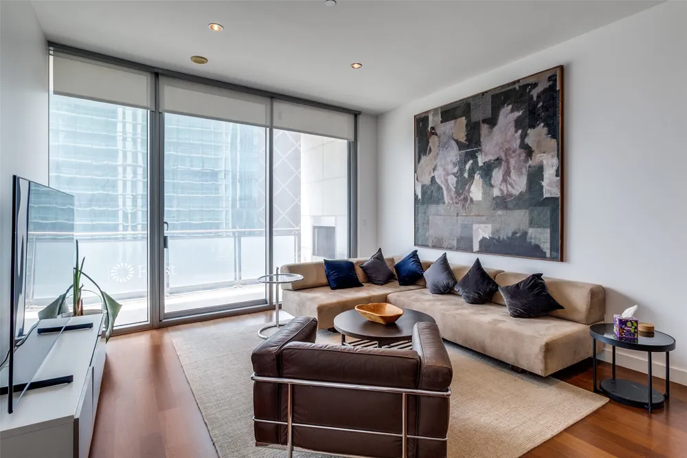 2900 Mckinnon Street #402 Dallas, TX 75201