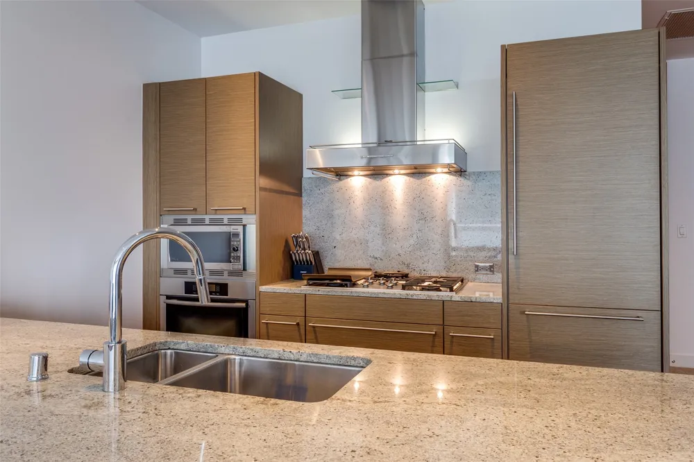 2900 Mckinnon Street #402 Dallas, TX 75201
