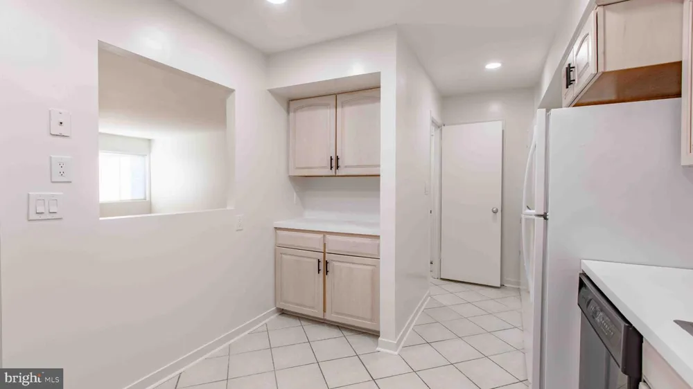29 STONEHENGE CIRCLE #2 Pikesville, MD 21208